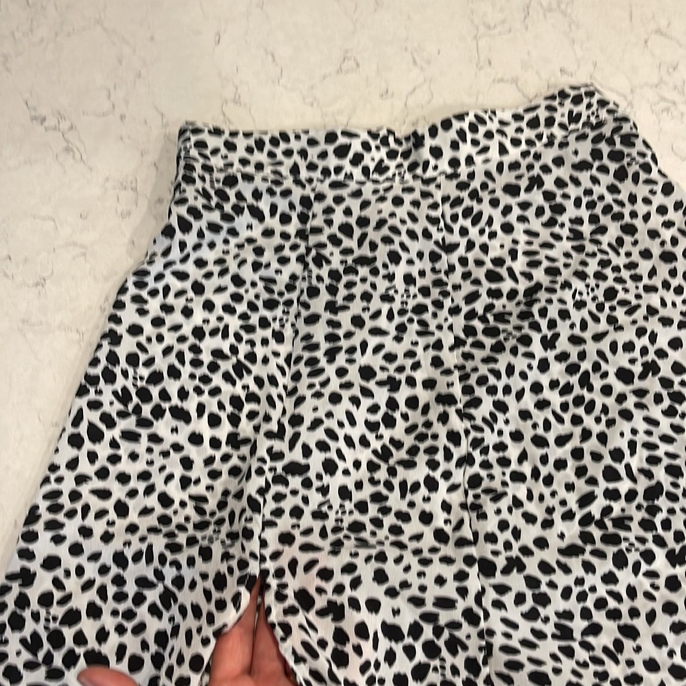 Skirt - Picture 3 of 6